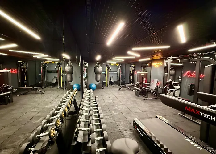 Elysian Airport Hotel & Restaurant